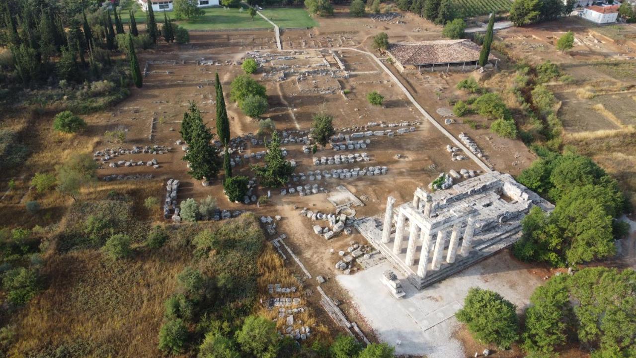 Georgia'S Village House Kondostavlos エクステリア 写真